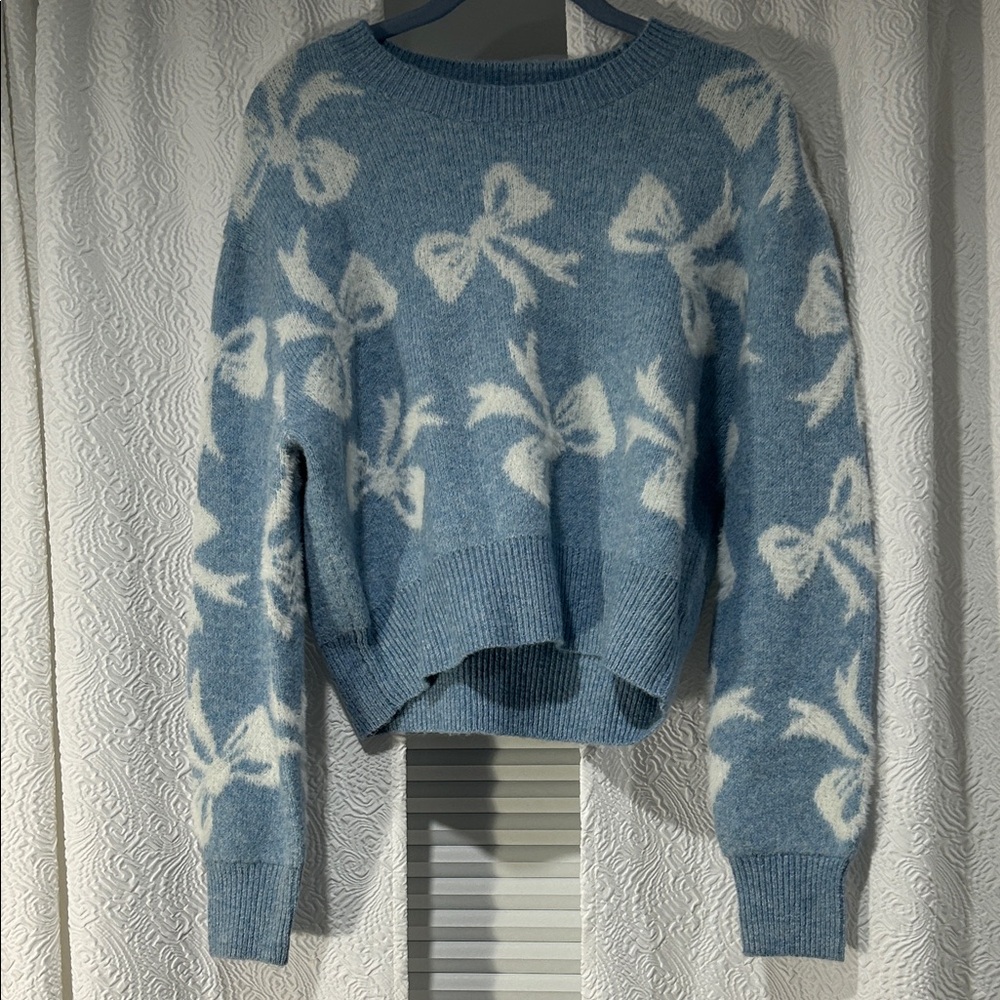 Jessica Simpson Blue Sweater with Bow Design XS